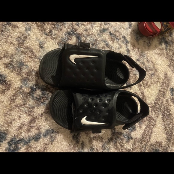Kids Nike Sunray Adjustable Sandals size 9c - Picture 2 of 5